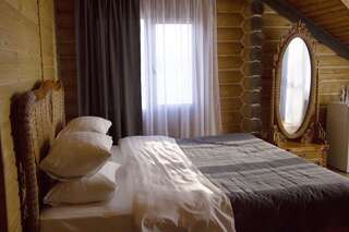 Мини-отель Mini Hotel Fregat Киев Люкс с балконом-3