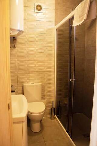 Мини-отель Mini Hotel Fregat Киев Люкс с видом на реку-6